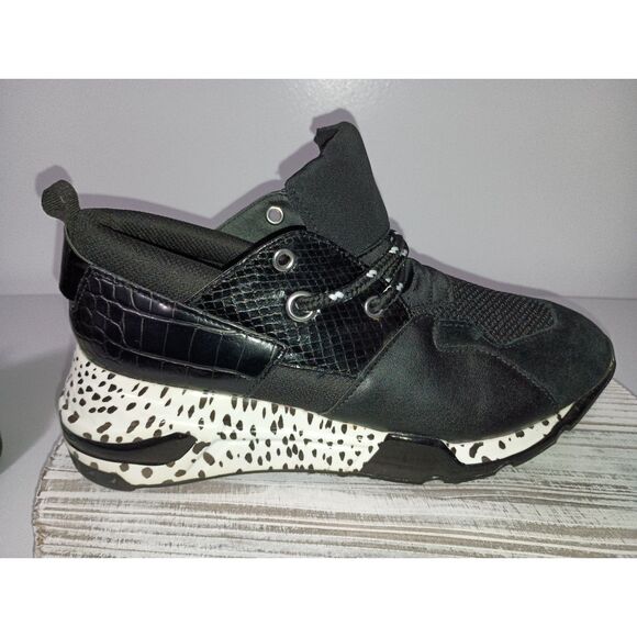 STEVE MADDEN, Black/White Cliff Leather Sneaker, Woman Size 9.5 - Picture 1 of 6